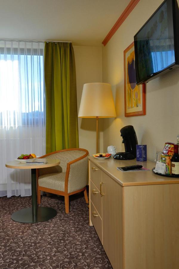 Plaza Inn Леонберг Экстерьер фото